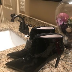 Zara Patent leather Bootie